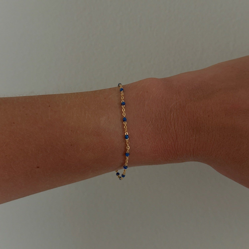 blue daisy bracelet
