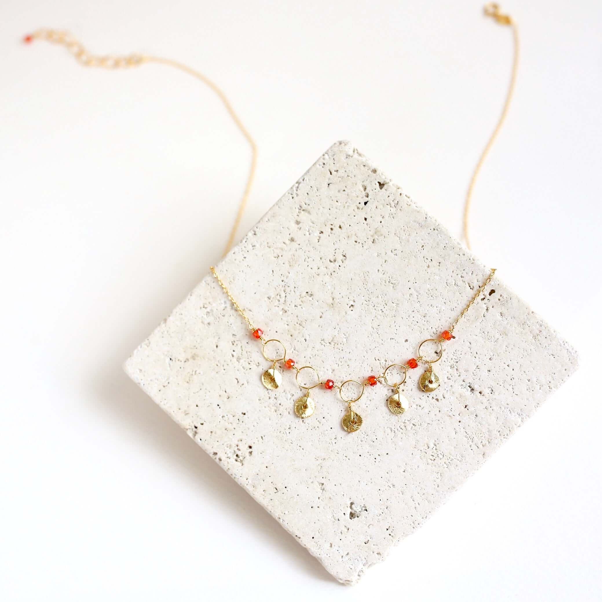Black Spinel Mini Chain Loop Necklace